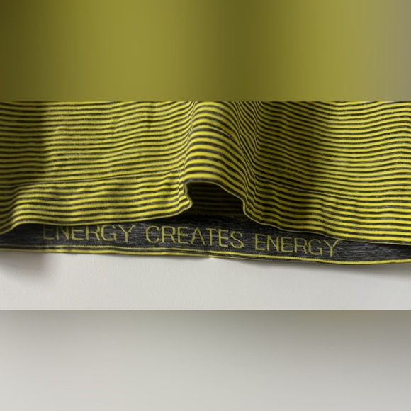 NWT lululemon Swiftly Tech Short Sleeve 2.0 Striped Green Size 8 - Picture 6 of 6